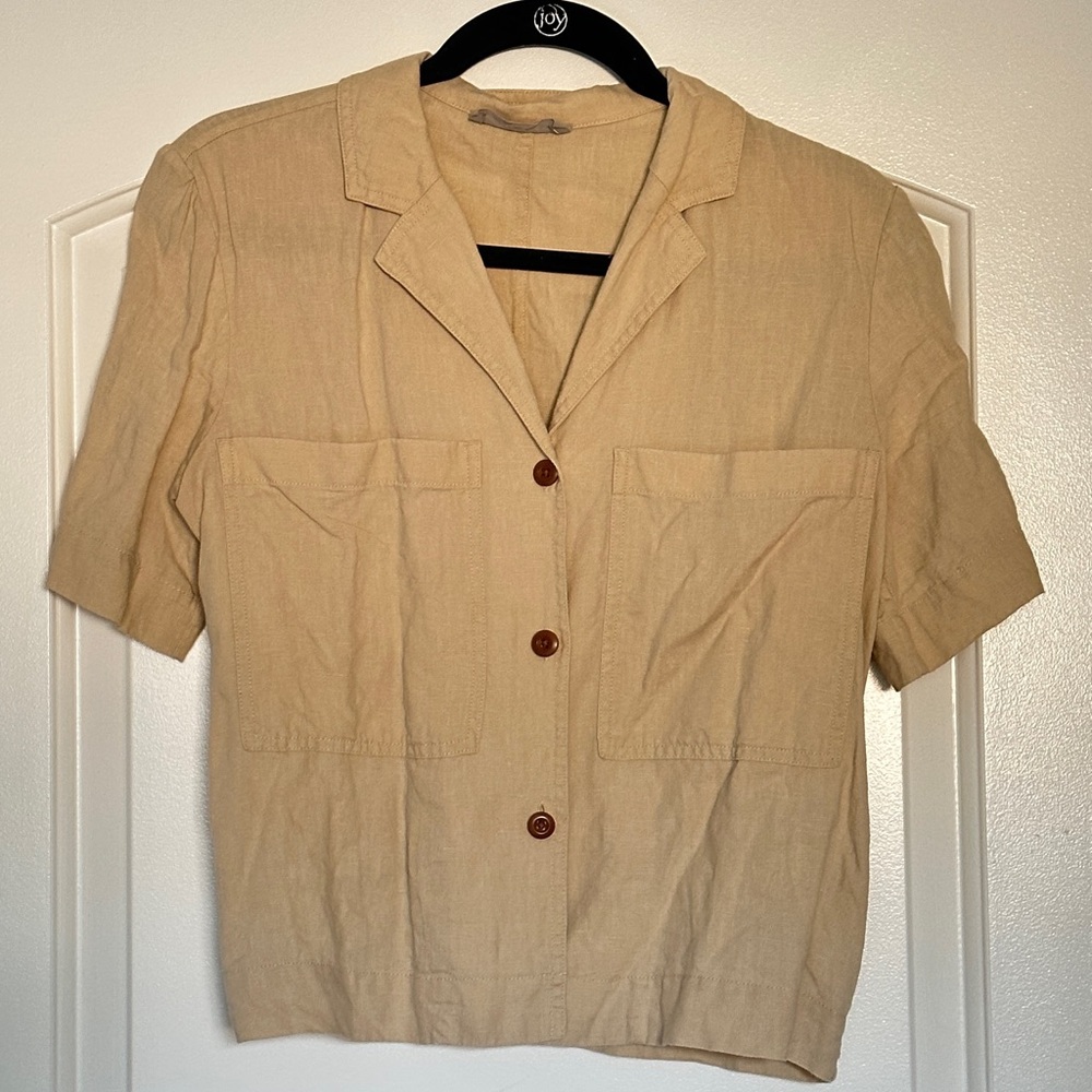 Cute boxy Everlane Linen crop button down XXS